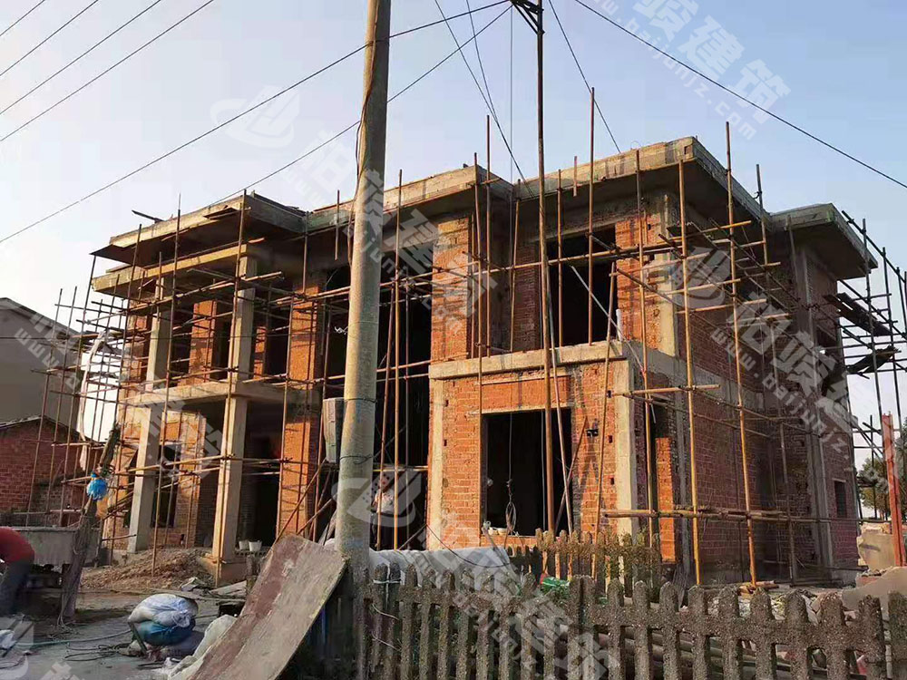 建房時室外散水標高怎麽確定？散水施工工藝是怎樣的？