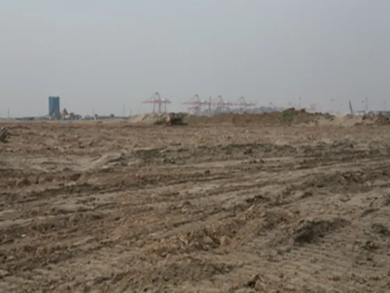 宅基地是鬆軟的地基怎麽辦阿。